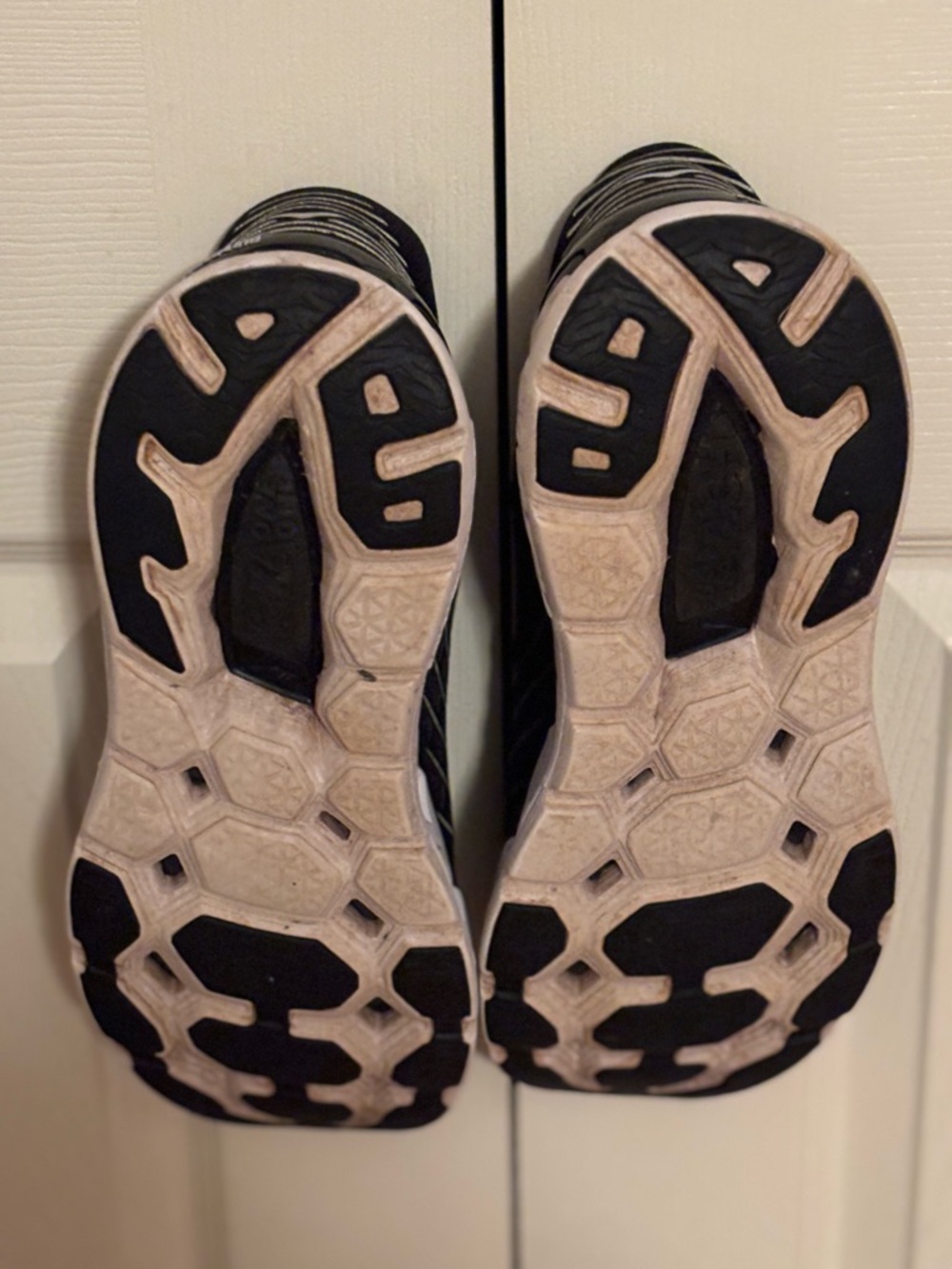 HOKA ONE MENS VANQUISH 3 Black  Running shoe size 13 - Picture 6 of 7